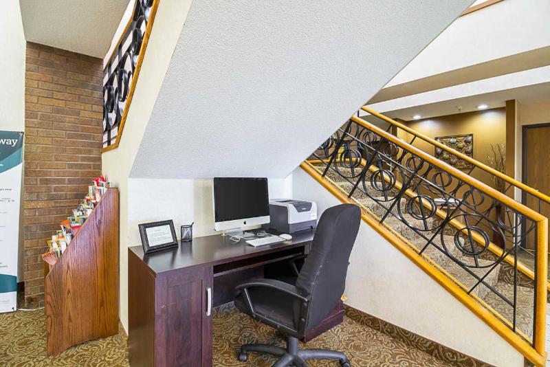 Quality Inn Thief River Falls Bagian luar foto