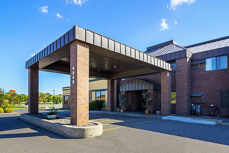 Quality Inn Thief River Falls Bagian luar foto