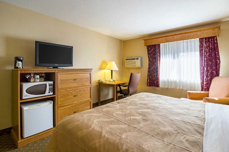 Quality Inn Thief River Falls Bagian luar foto